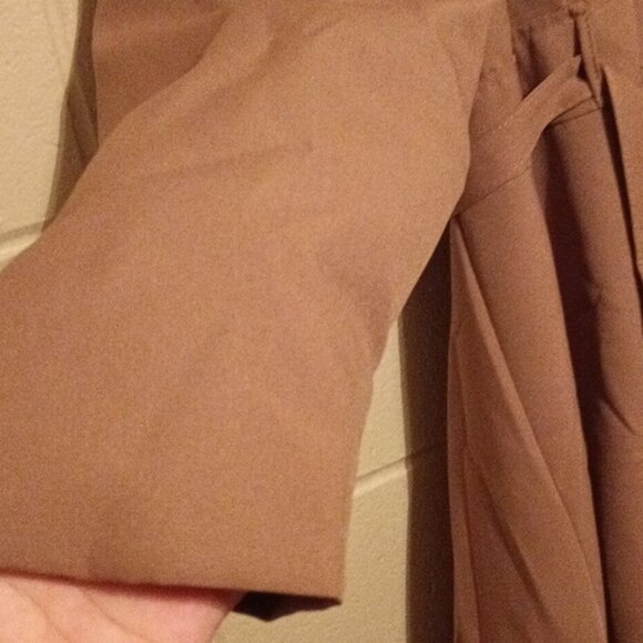 Long Tan Coat - Picture 8 of 16